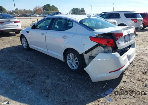 2011 Kia Optima Lx z USA, uszkodzony, nr VIN KNAGM4A71B5123377